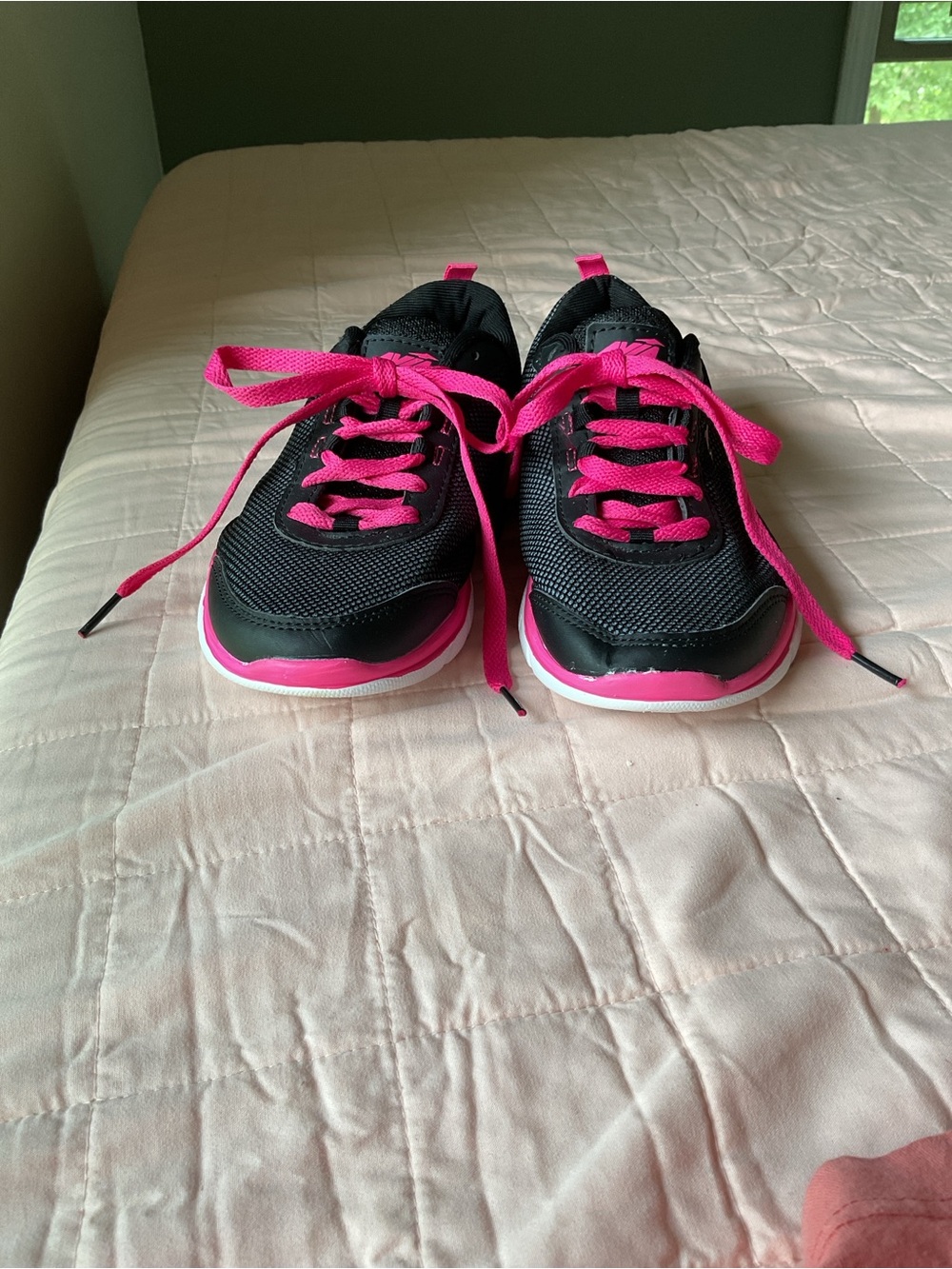 Avia Black Athletic Sneakers with Hot Pink Accents